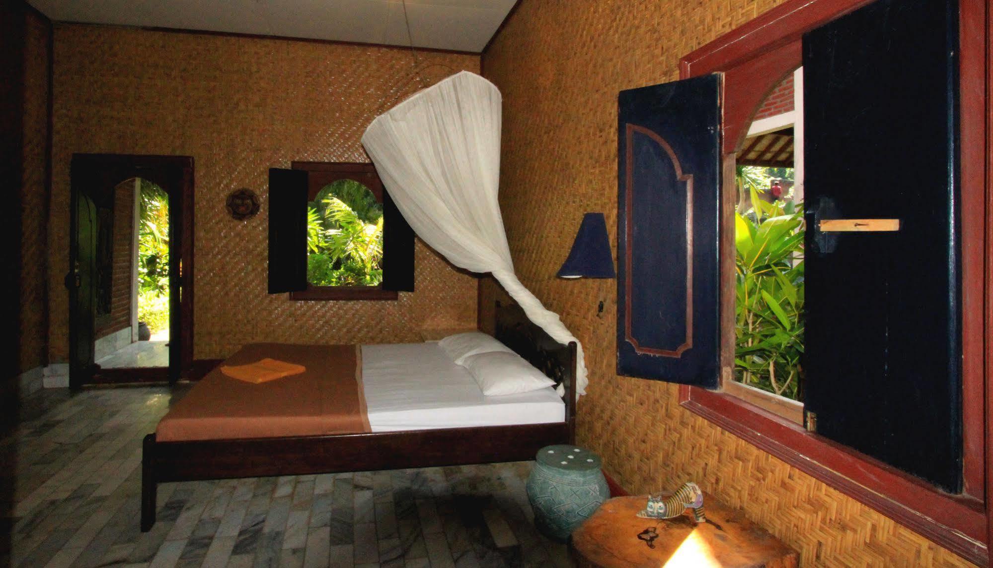 Hotel Bumi Aditya Senggigi Zewnętrze zdjęcie